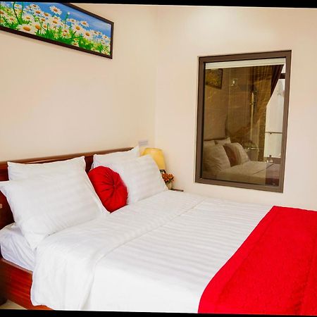 Khach San Trung Hieu Vung Tau Hotell Eksteriør bilde